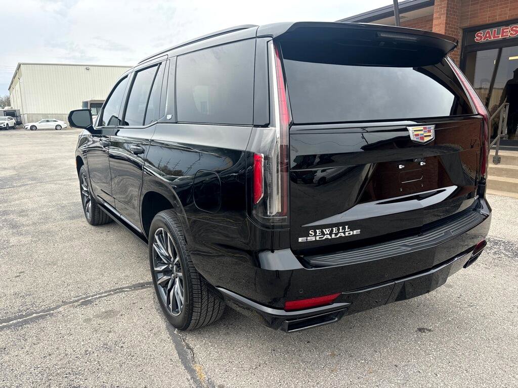 Used 2023 Cadillac Escalade Sport w/ Touring Package image 8