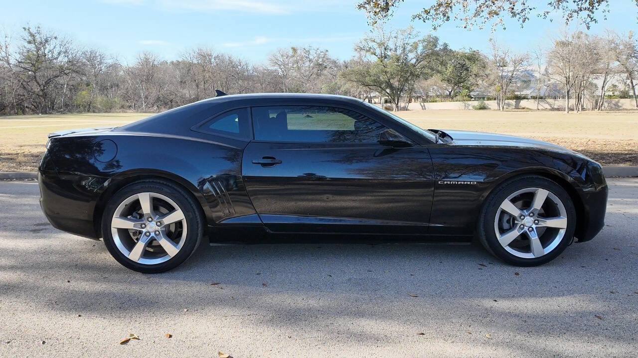 Used 2011 Chevrolet Camaro LS w/ Bluetooth Package image 4