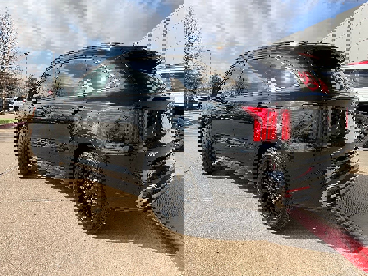 Used 2023 Kia Sorento SX image 8