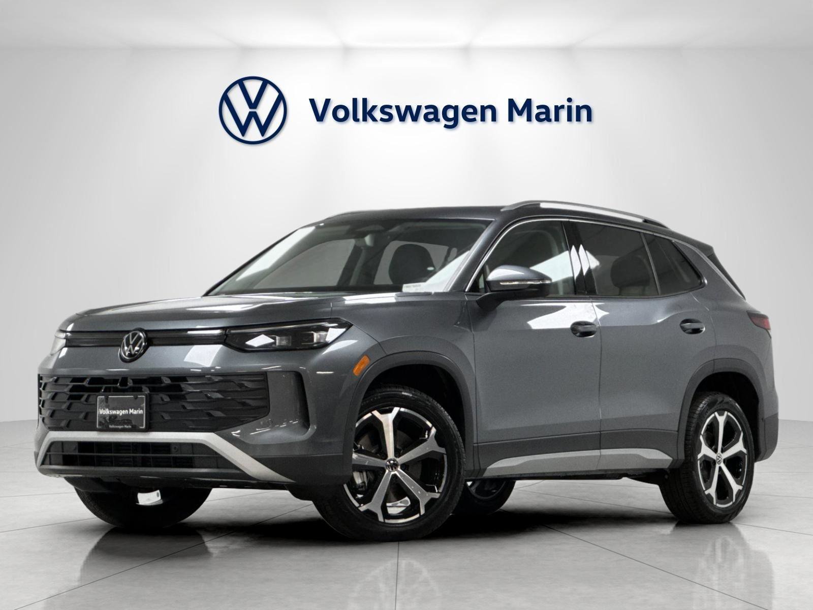 New 2026 Volkswagen Tiguan SE AWD/4WD image 1