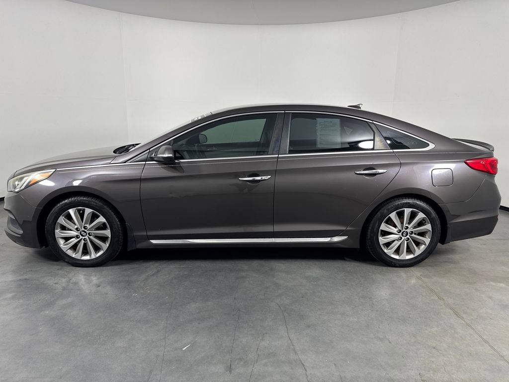 Used 2015 Hyundai Sonata Sport w/ Option Group 04 image 2