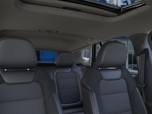 New 2025 Chevrolet Trax LT w/ Sunroof Package image 25