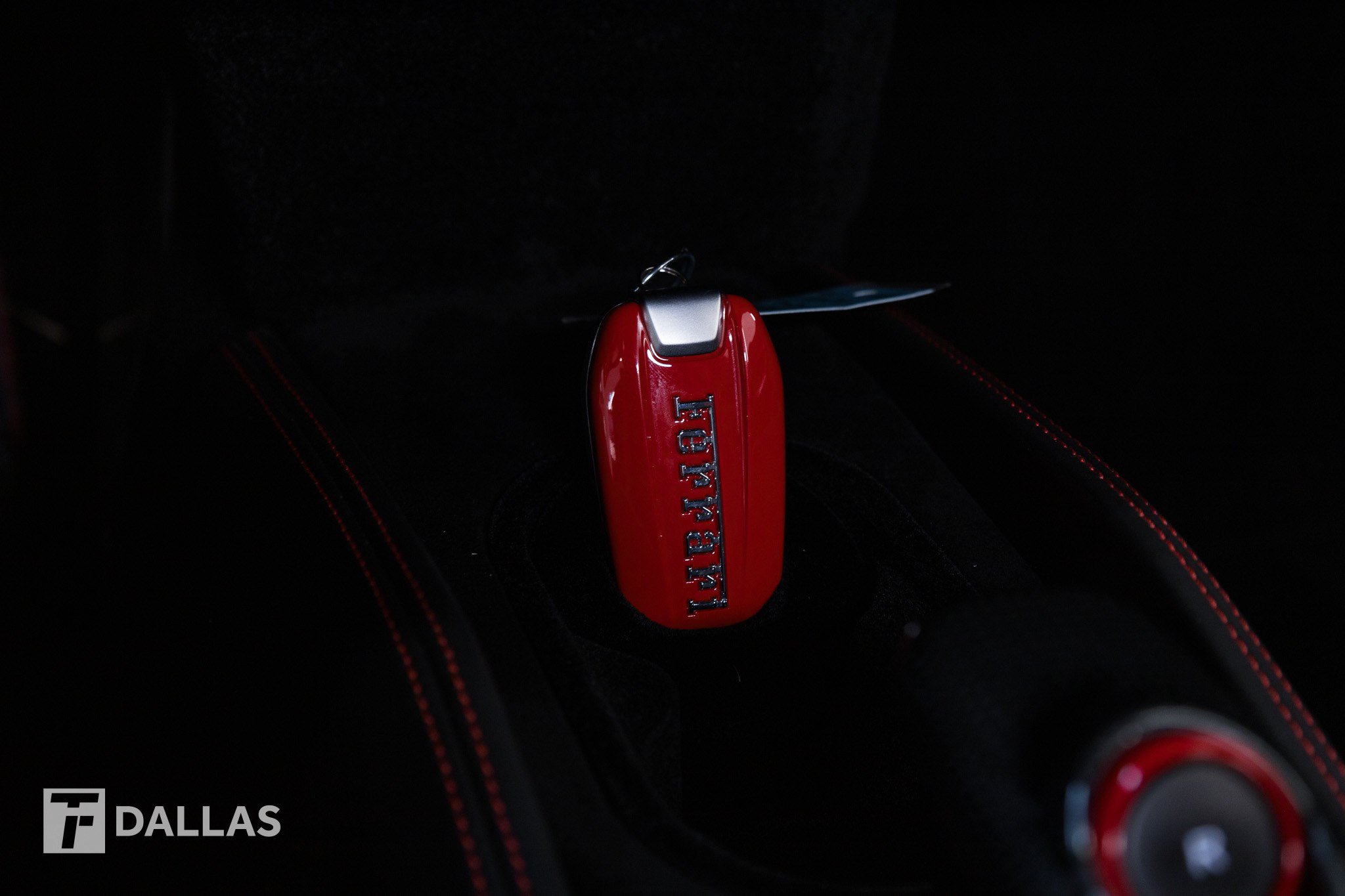 Used 2020 Ferrari F8 Tributo RWD image 31