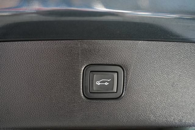 Used 2020 Chevrolet Blazer LT AWD/4WD image 11