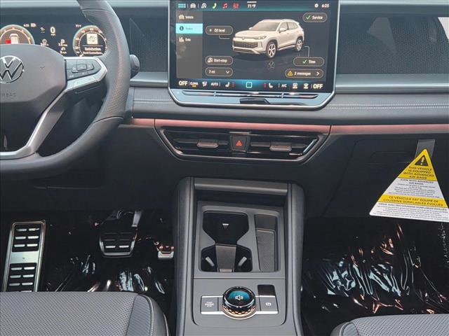 New 2026 Volkswagen Tiguan SE R-Line image 13
