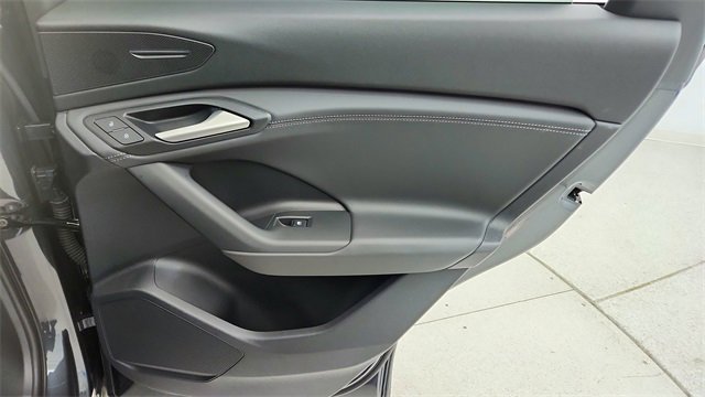 Used 2025 Audi Q6 e-tron Premium w/ Convenience Package image 27