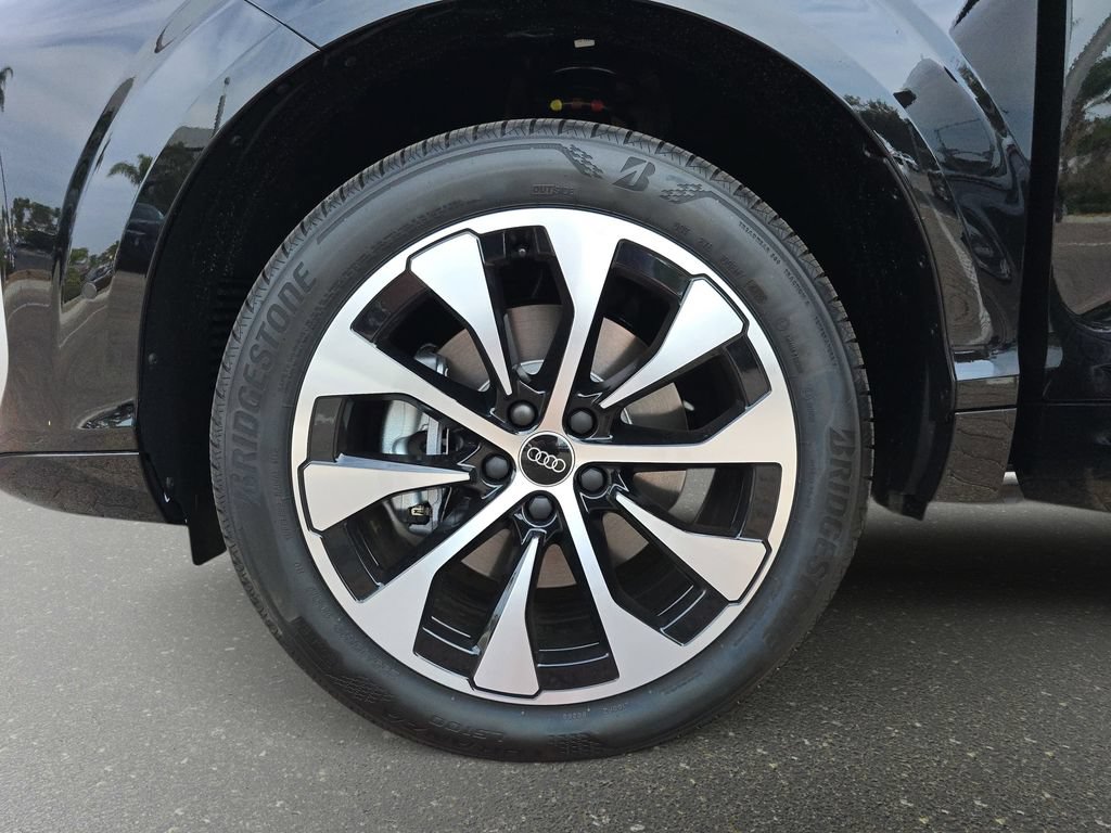New 2026 Audi Q3 quattro 2.0T AWD/4WD image 33