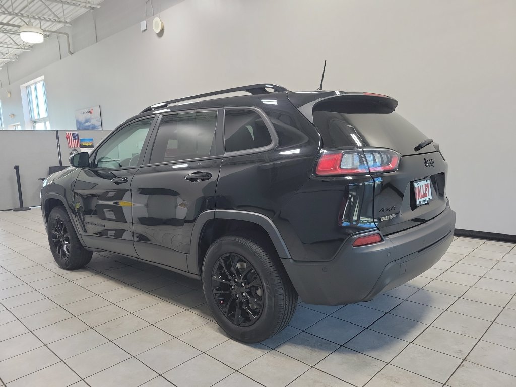 Used 2023 Jeep Cherokee Altitude Lux AWD/4WD image 10
