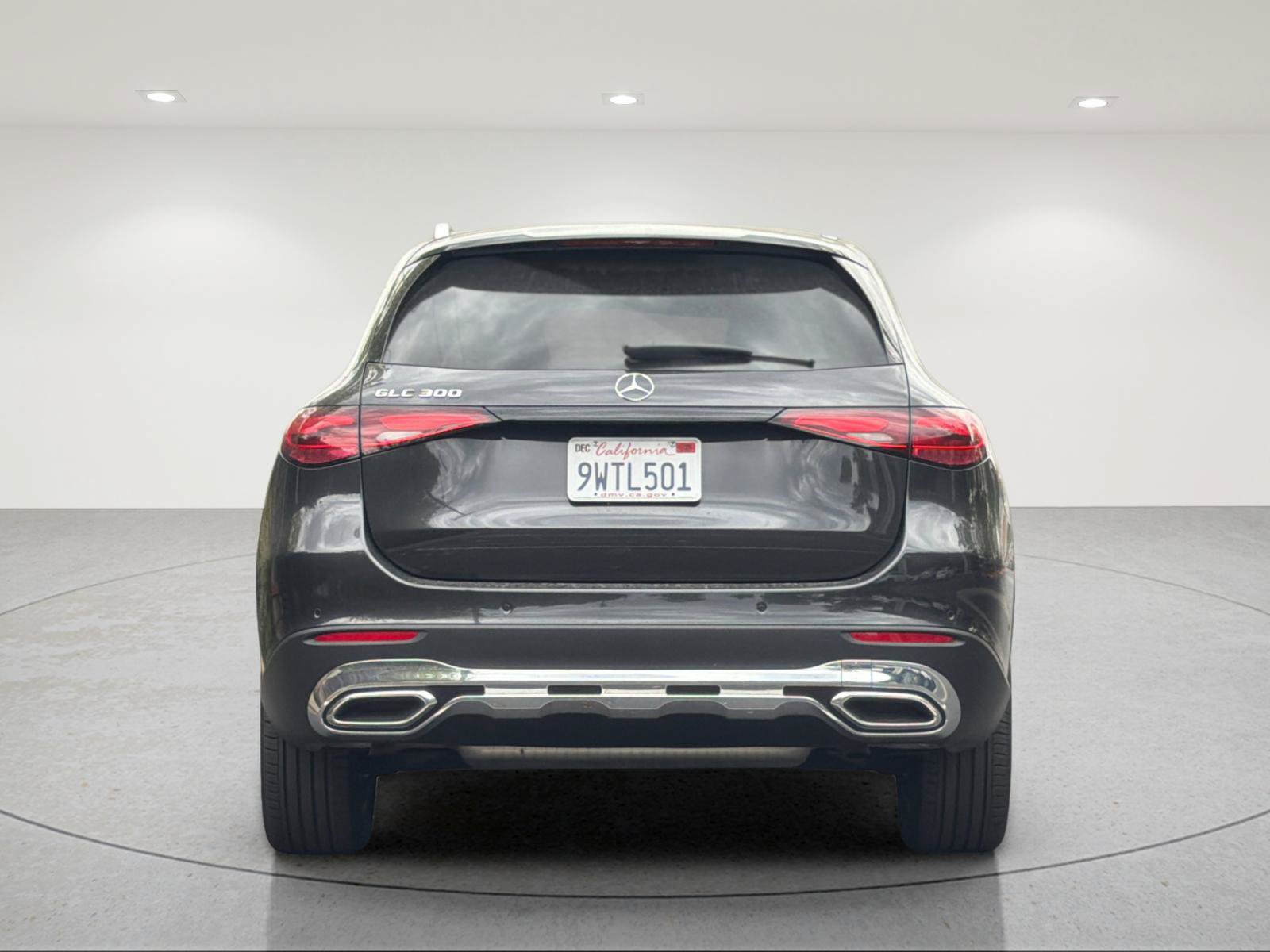 Used 2026 Mercedes-Benz GLC 300 image 3