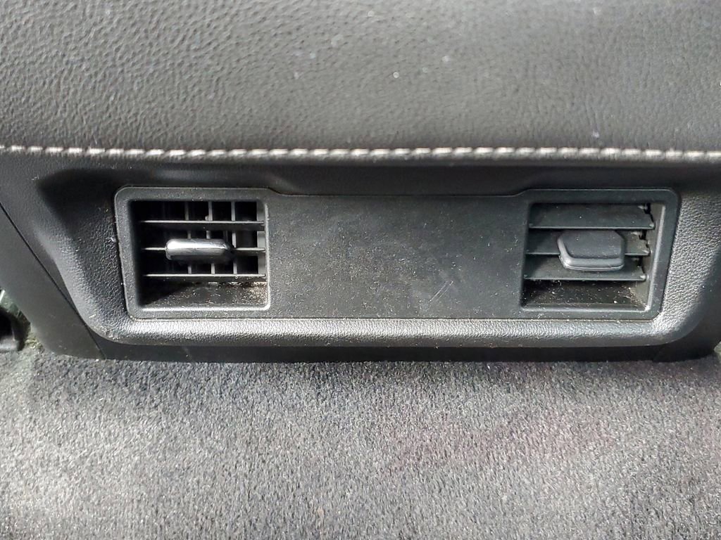 Used 2020 Chevrolet Silverado 1500 LT w/ Trailering Package image 12