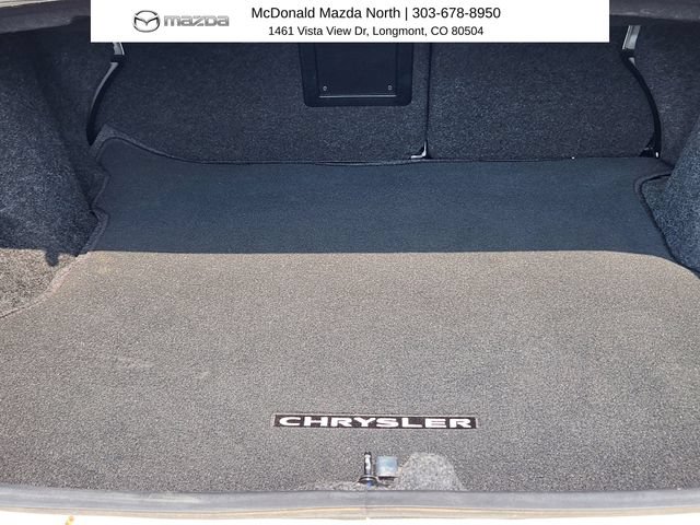 Used 2013 Chrysler 200 Touring w/ Cold Weather Group FWD image 10