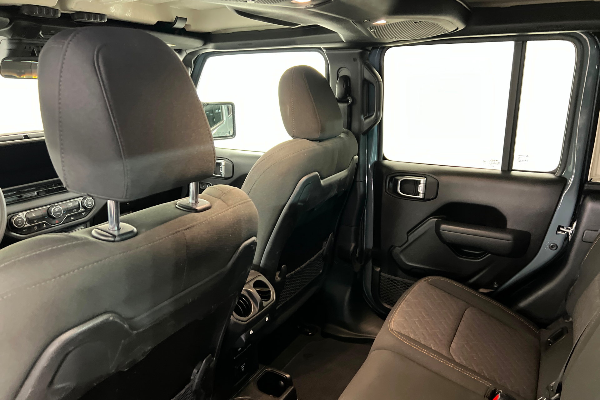 Certified 2026 Jeep Gladiator Mojave AWD/4WD image 19