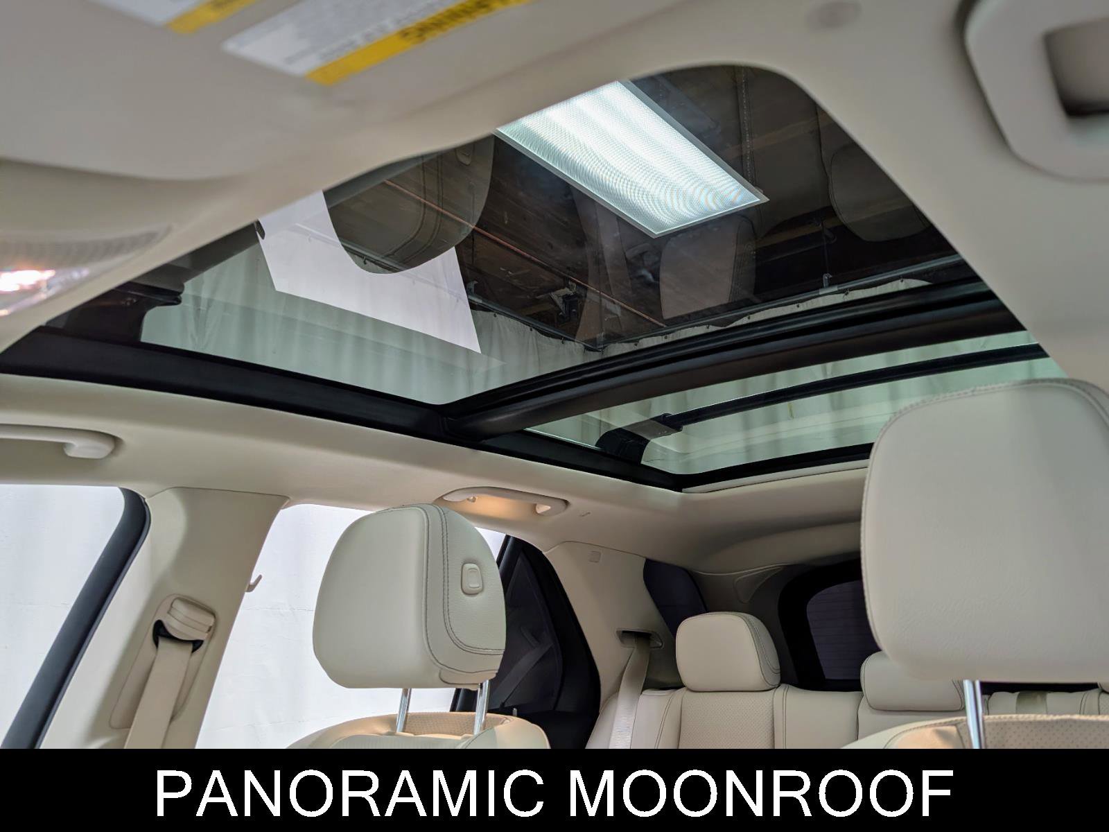 Used 2024 Mercedes-Benz GLE 350 4MATIC w/ AMG Line Exterior image 18