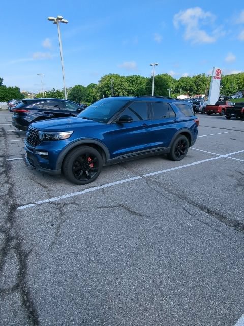 Used 2020 Ford Explorer ST w/ ST Street Pack AWD/4WD image 7