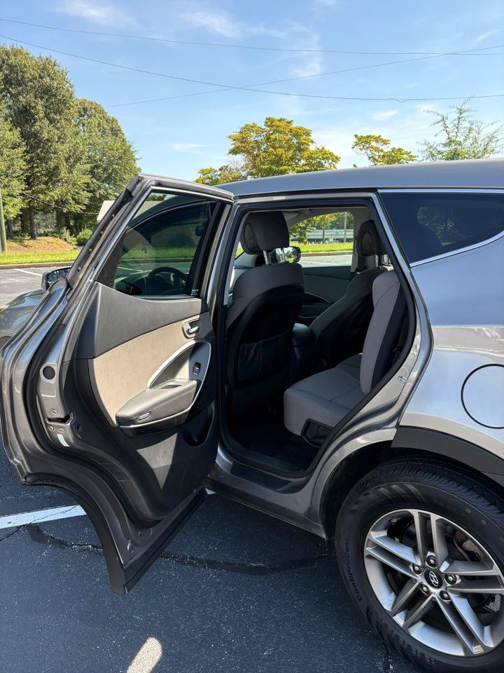 Used 2018 Hyundai Santa Fe Sport AWD/4WD image 11