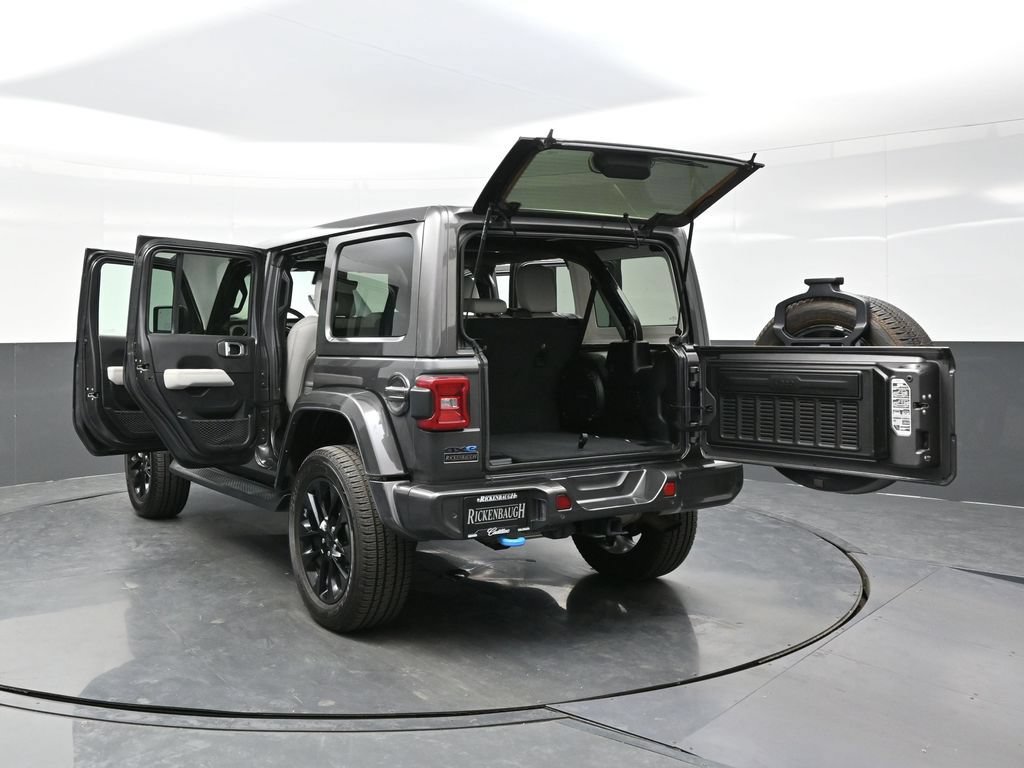Used 2021 Jeep Wrangler Unlimited Sahara AWD/4WD image 41