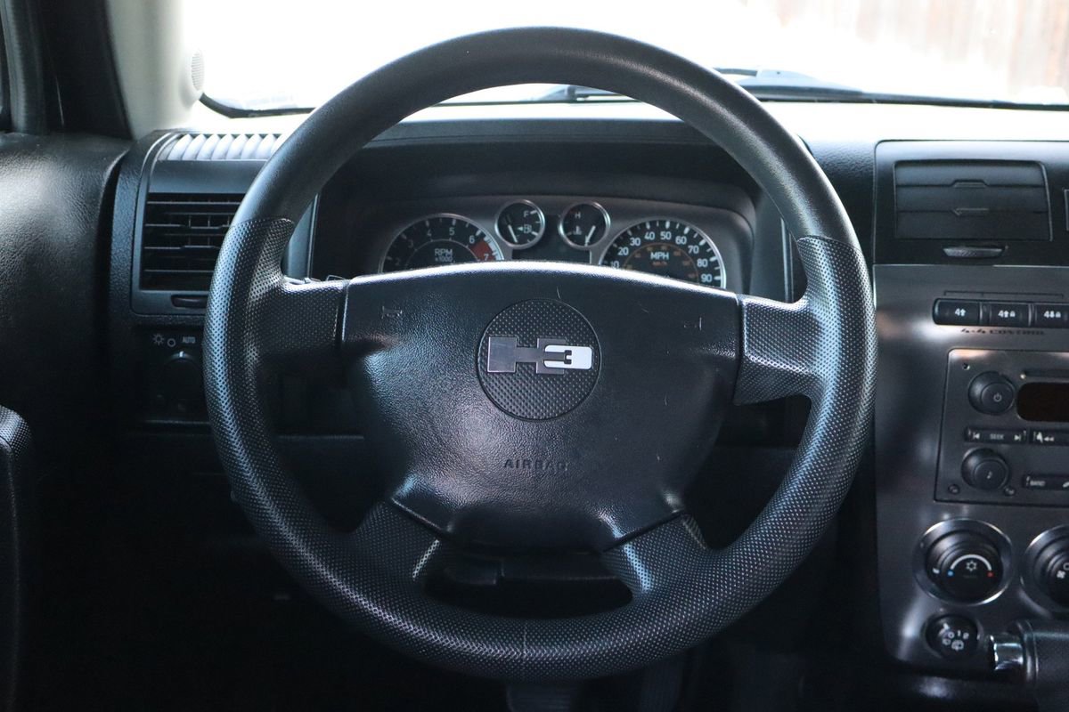 Used 2006 HUMMER H3 w/ Chrome Appearance Package image 18
