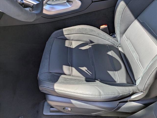 New 2026 Mercedes-Benz GLE 53 AMG 4MATIC Coupe image 4
