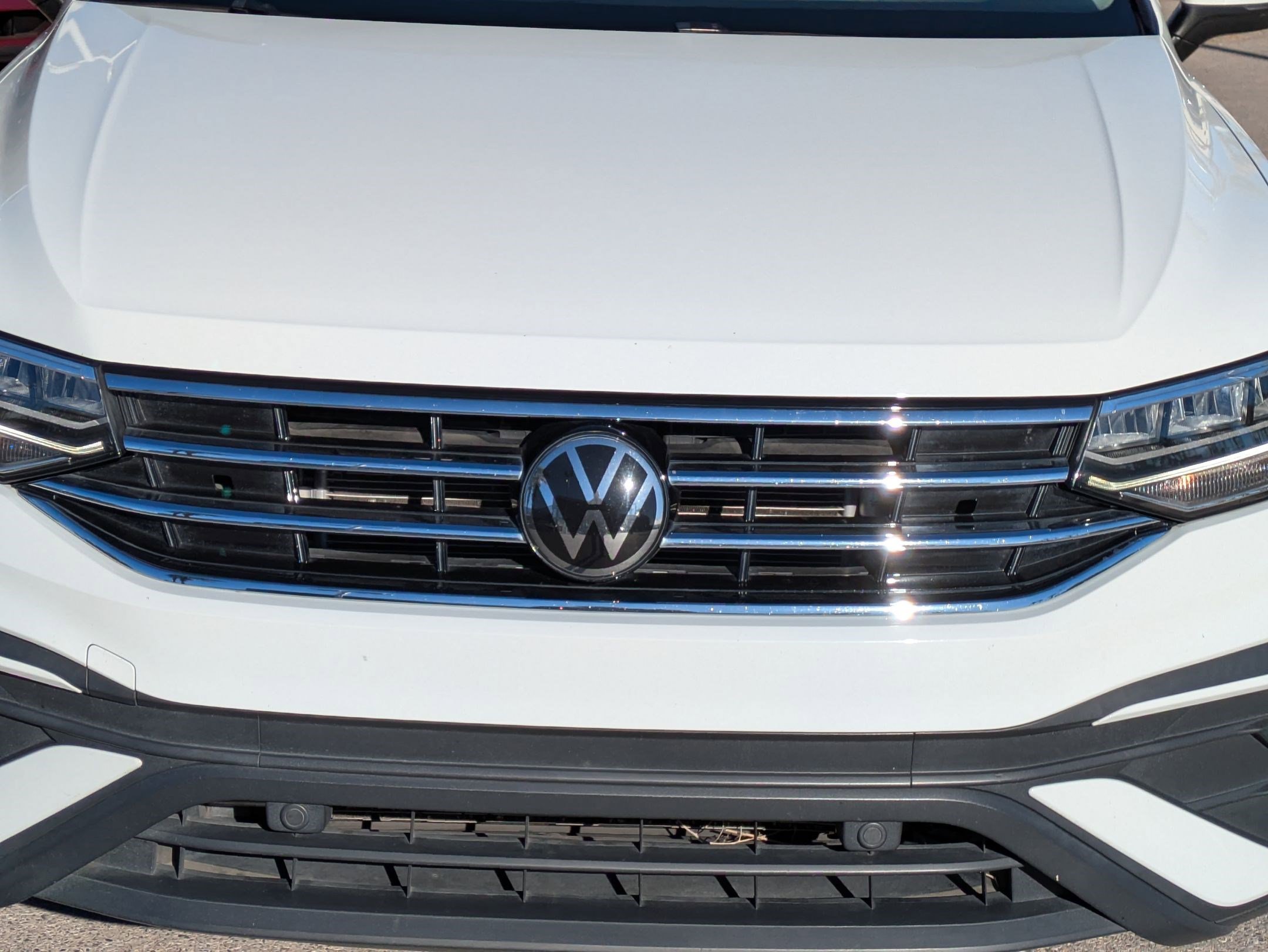 Used 2022 Volkswagen Tiguan SE image 9
