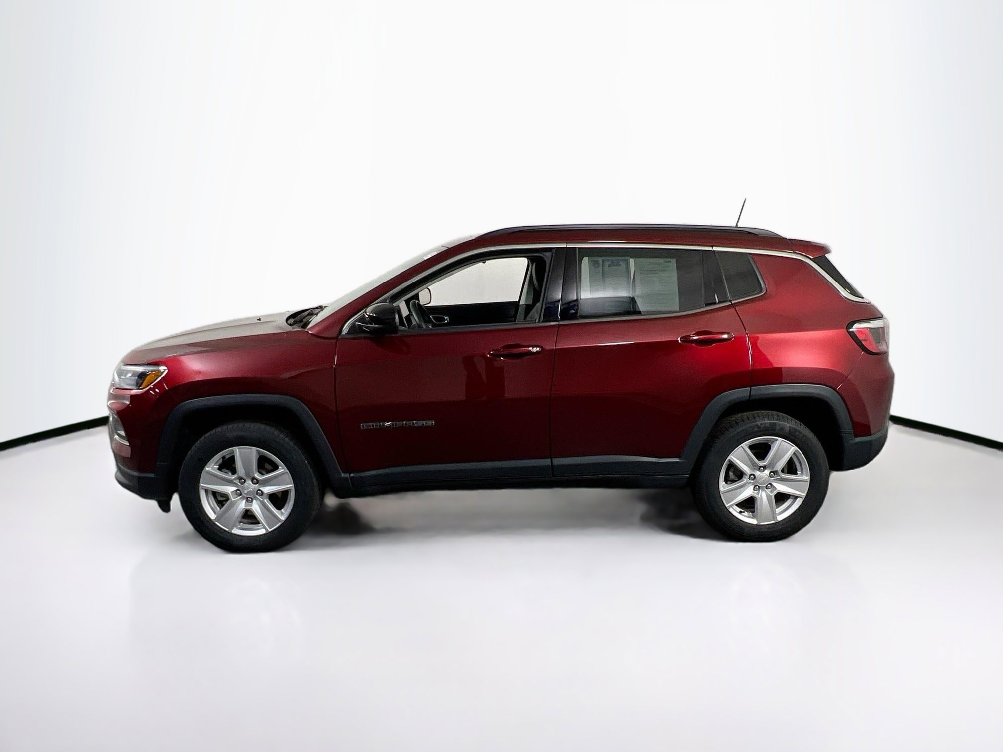 Used 2022 Jeep Compass Latitude w/ Convenience Group AWD/4WD image 8