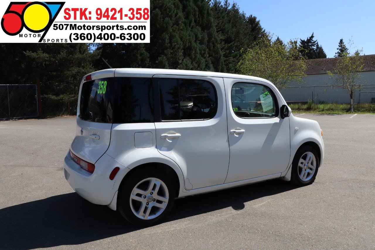 Used 2012 Nissan Cube 1.8 SL w/ Interior Designer Pkg FWD image 7