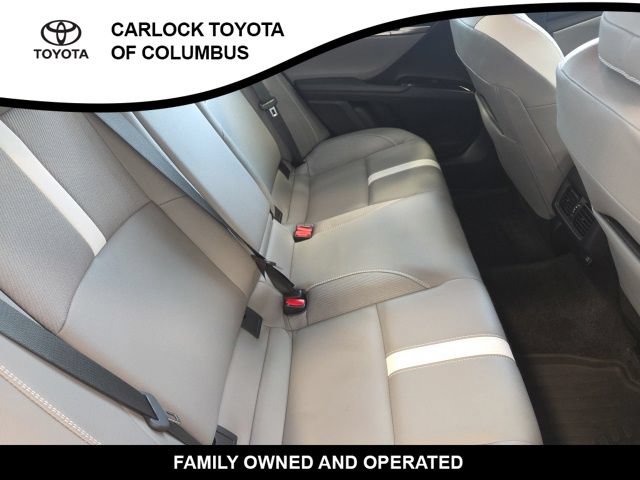 Used 2026 Toyota Camry SE w/ Convenience Package FWD image 17