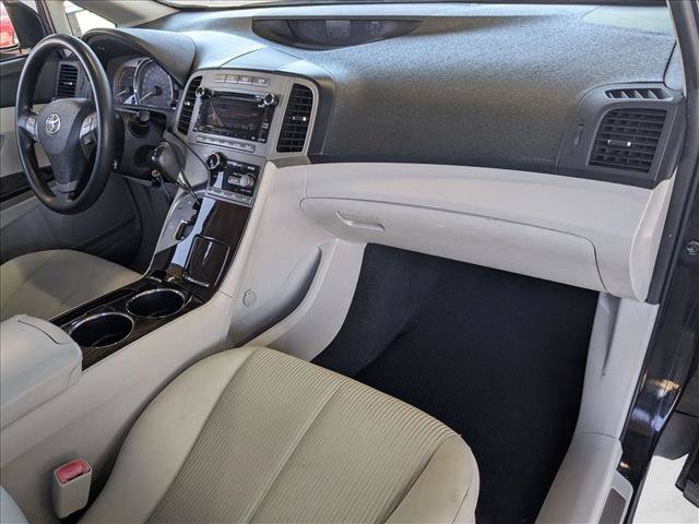 Used 2010 Toyota Venza FWD image 19
