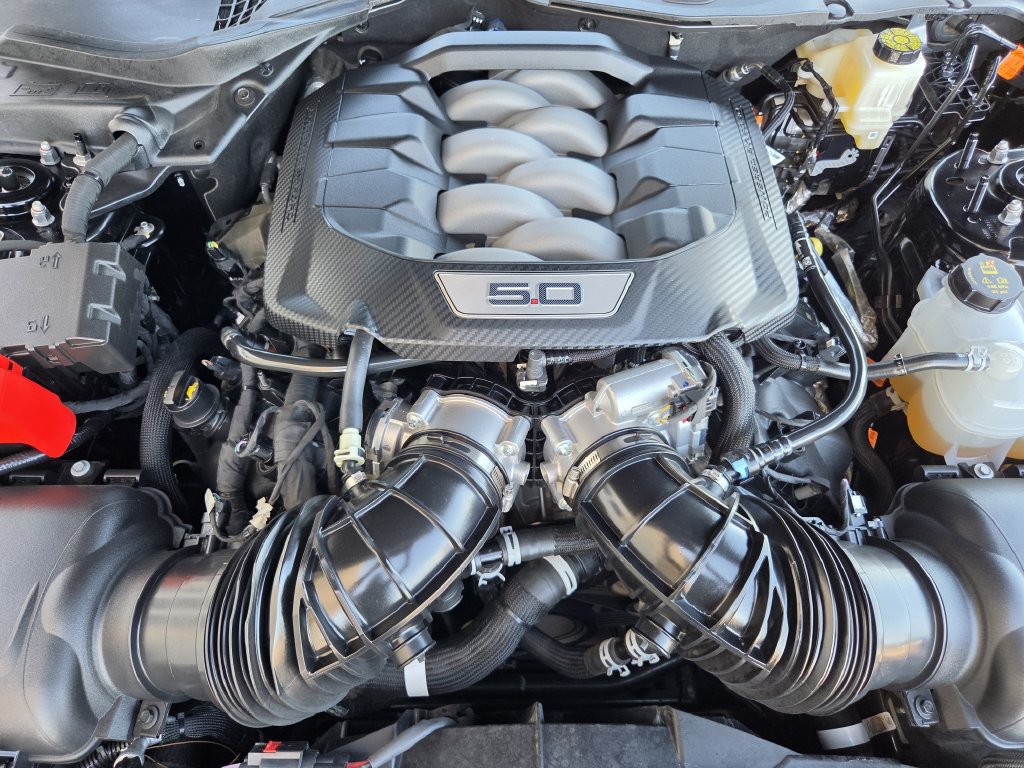 Used 2025 Ford Mustang GT Premium RWD image 24