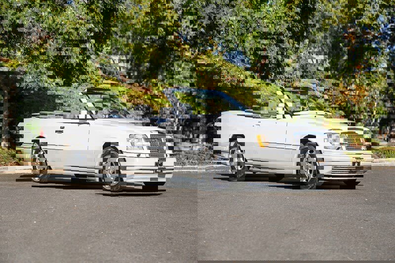 Used 1995 Mercedes-Benz E 320 Convertible image 15