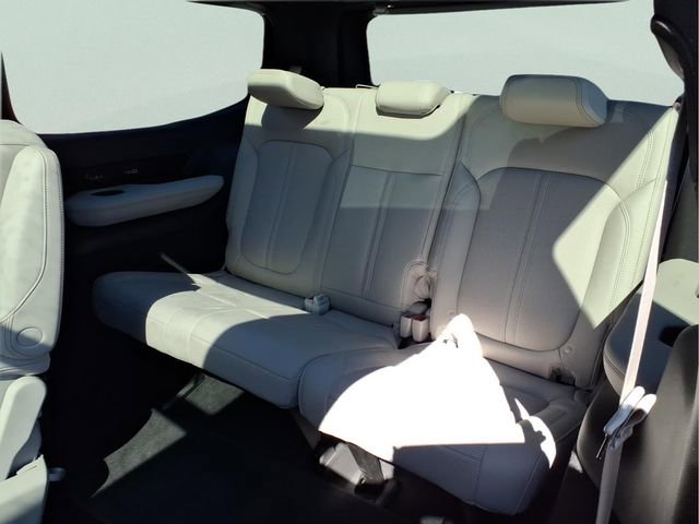 New 2026 Jeep Grand Wagoneer Summit AWD/4WD image 11
