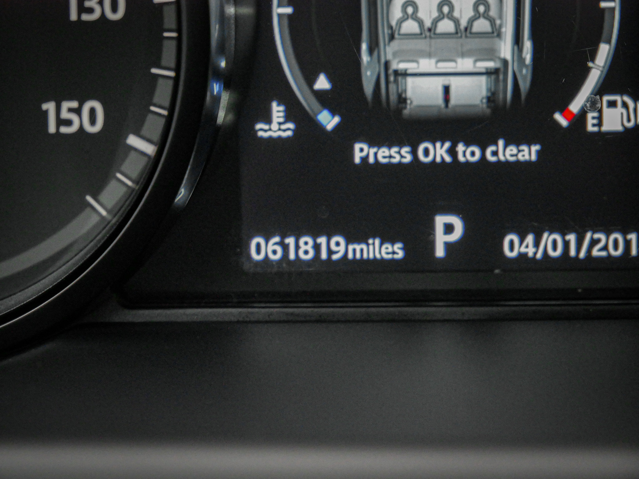 Used 2019 Land Rover Discovery Sport HSE image 22