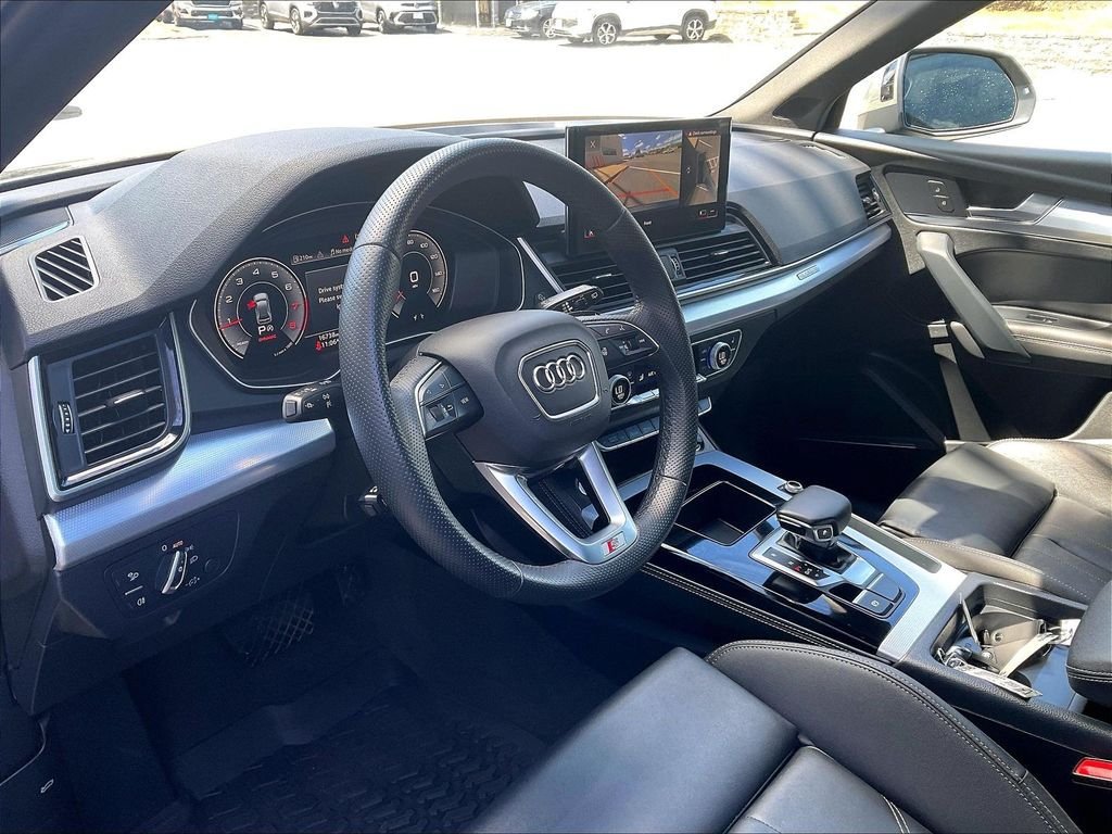 Used 2024 Audi Q5 2.0T Premium Plus w/ Premium Plus Package AWD/4WD image 8