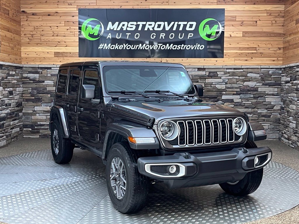 Used 2026 Jeep Wrangler Unlimited Sahara AWD/4WD image 2