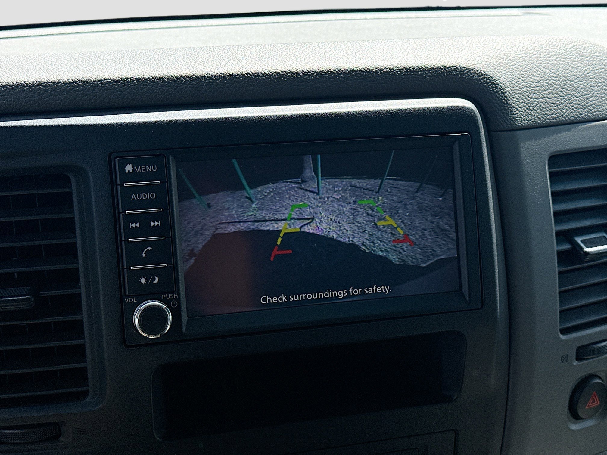 Used 2021 Nissan NV 2500 S image 18