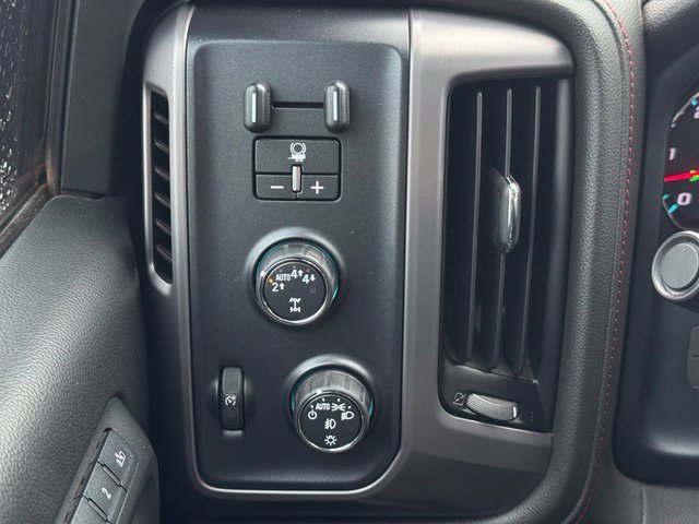 Used 2018 GMC Sierra 1500 SLT AWD/4WD image 31