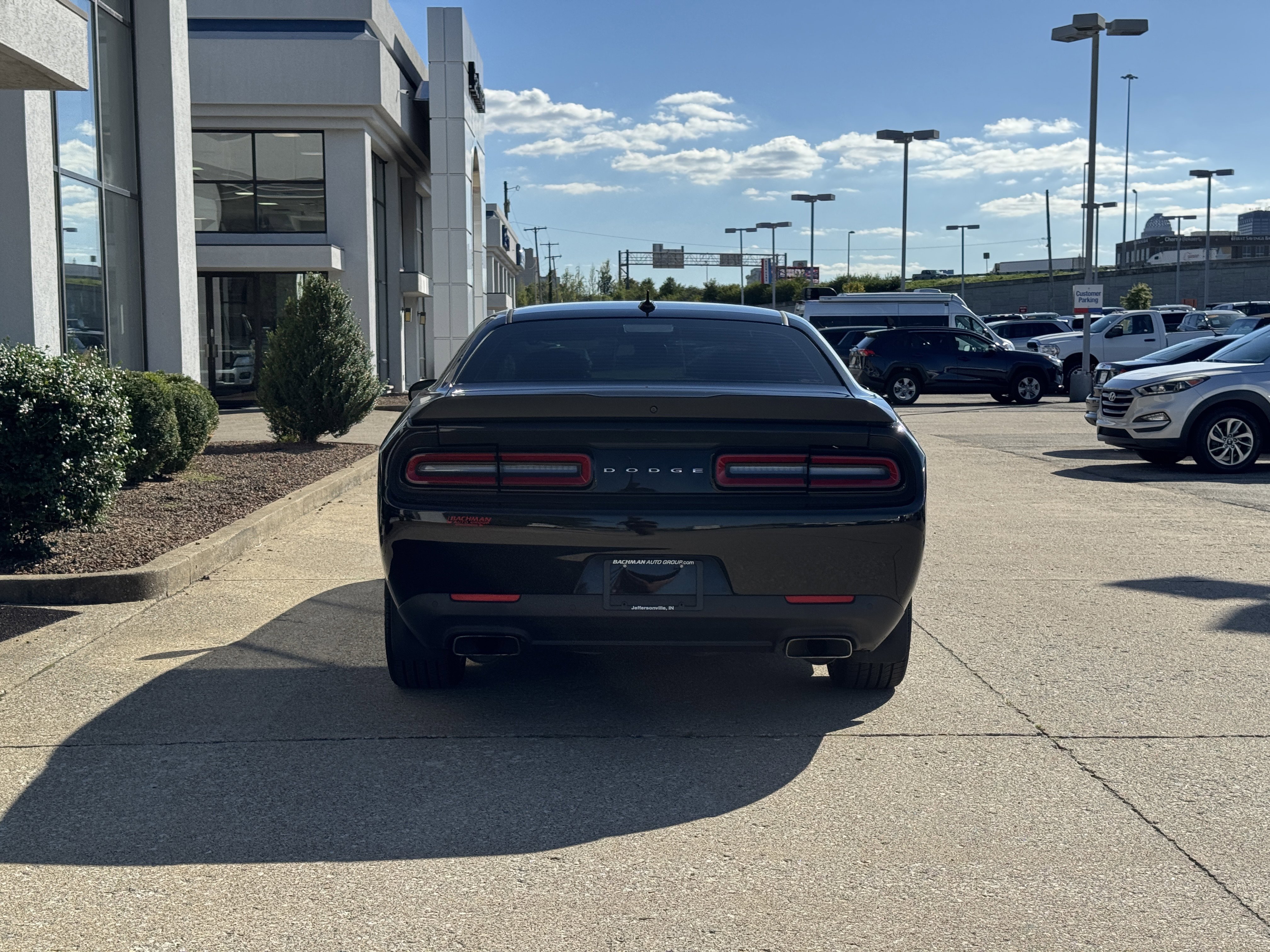 Used 2016 Dodge Challenger R/T Scat Pack w/ Leather Interior Group image 7