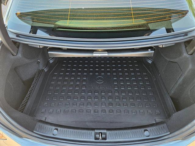 Used 2019 Mercedes-Benz E 300 image 6