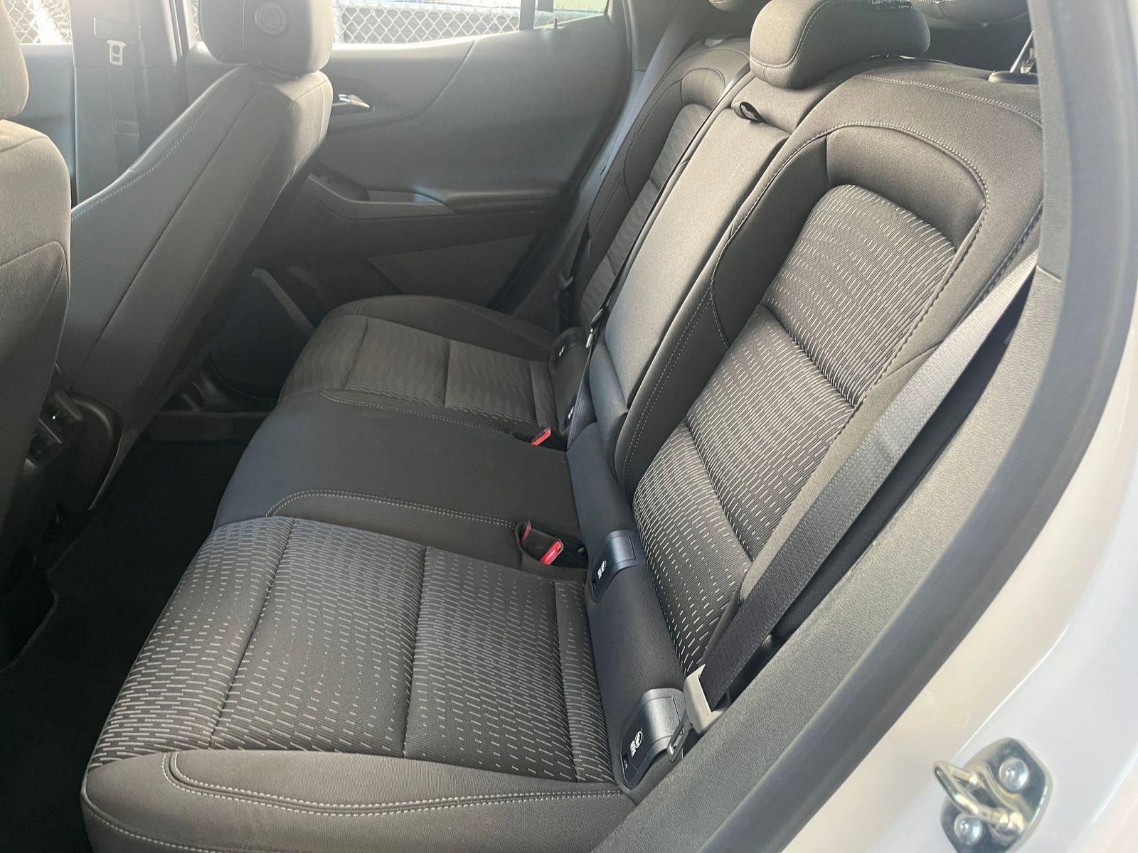 Used 2025 Chevrolet Equinox LT image 27