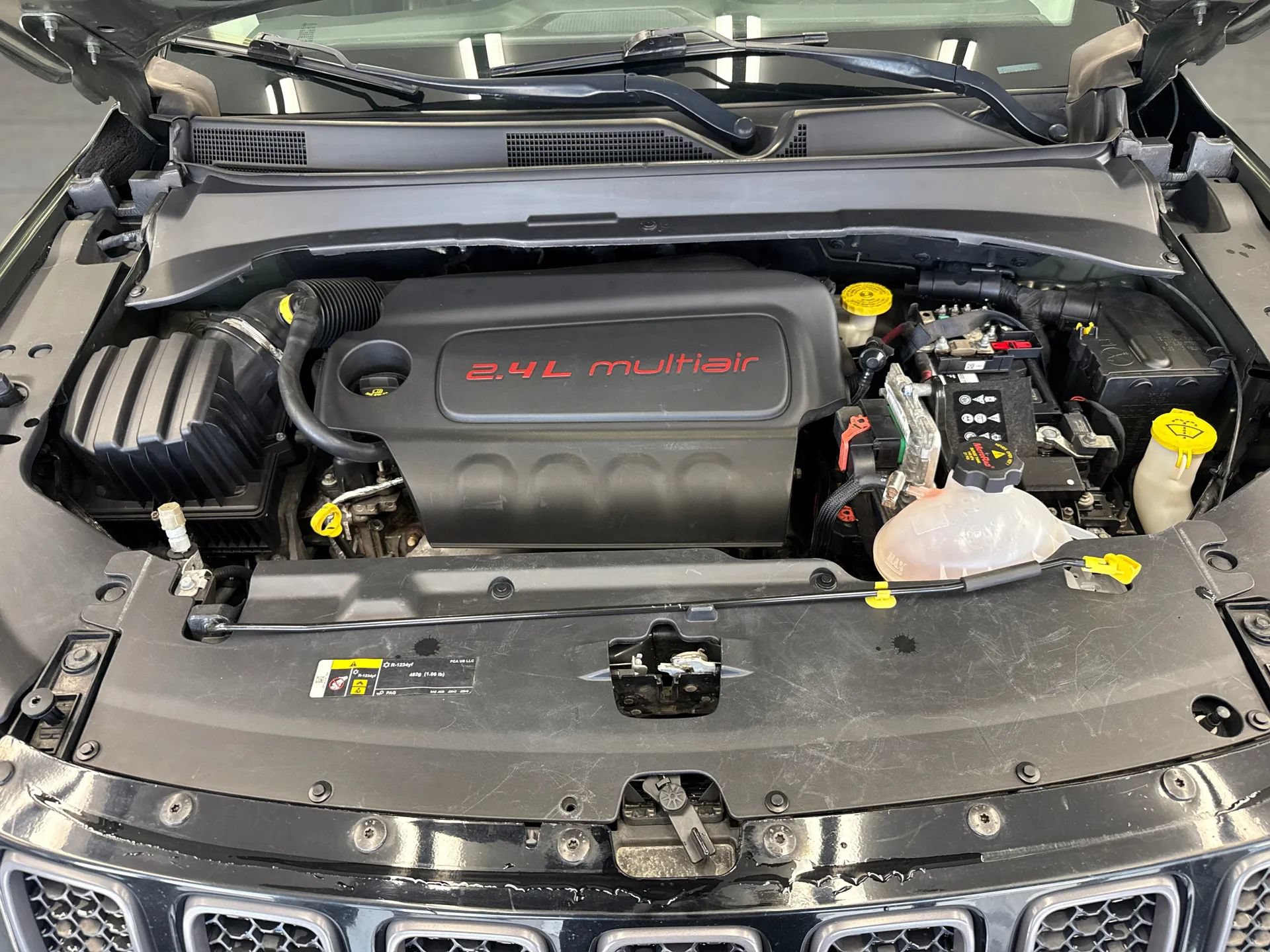 Used 2019 Jeep Compass Trailhawk w/ Cold Weather Group AWD/4WD image 11