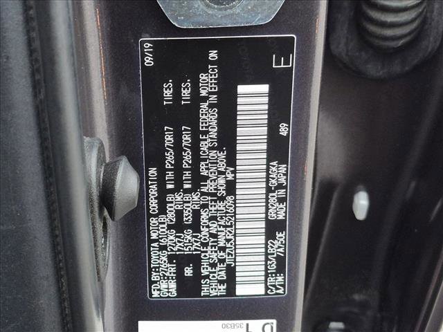 Used 2020 Toyota 4Runner SR5 Premium w/ Moonroof Package RWD image 25