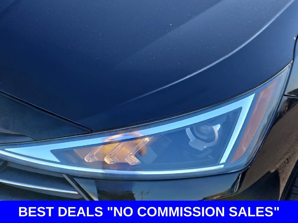 Used 2019 Hyundai Elantra SE FWD image 31