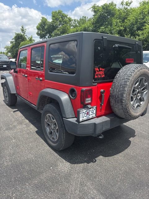 Used 2015 Jeep Wrangler Unlimited Rubicon w/ Connectivity Group AWD/4WD image 16