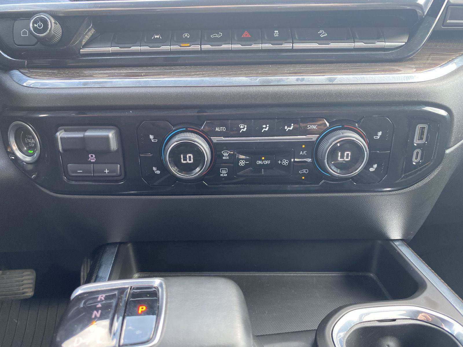 Used 2023 Chevrolet Silverado 1500 RST AWD/4WD image 24