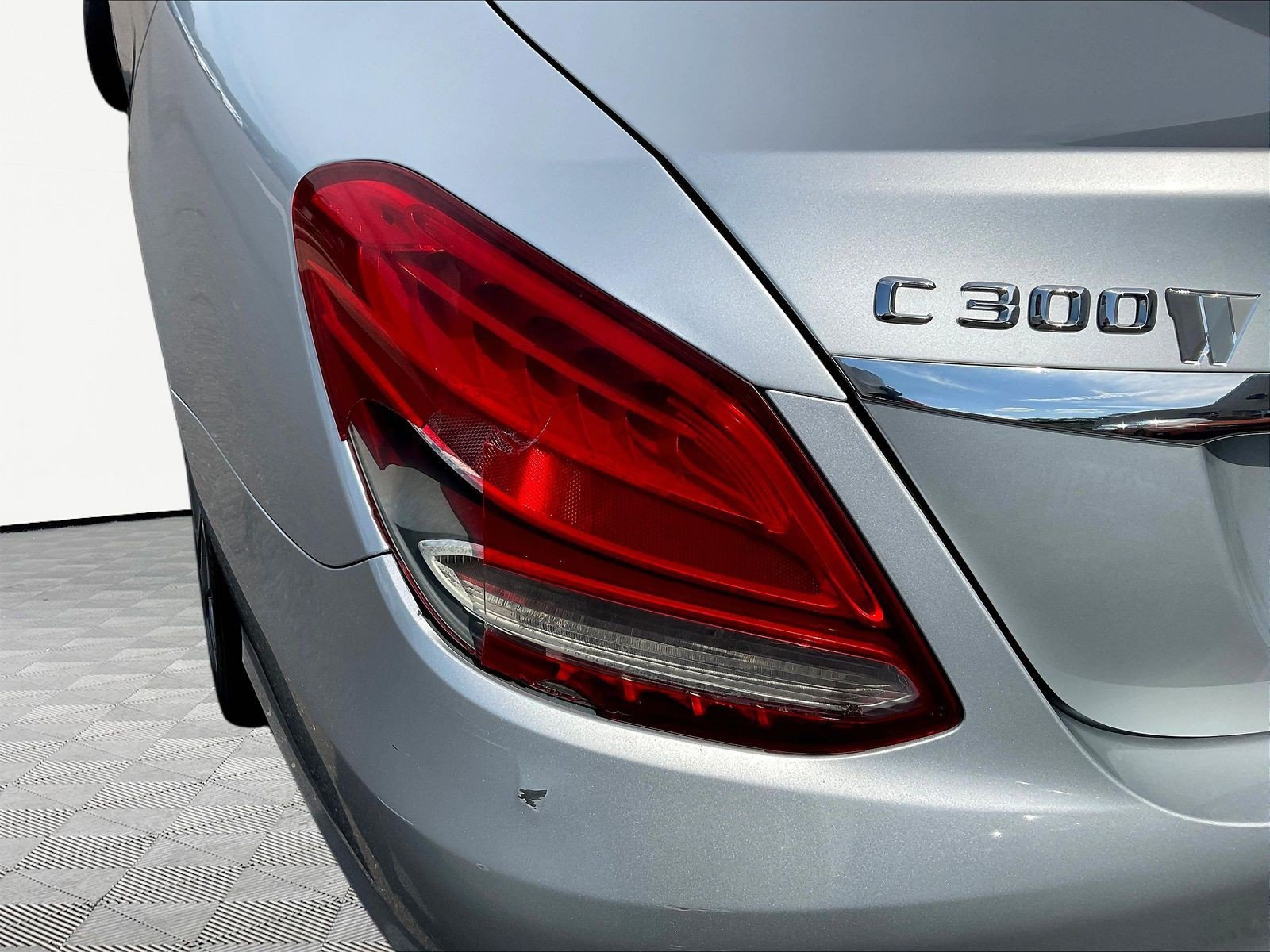 Used 2016 Mercedes-Benz C 300 Sedan image 23