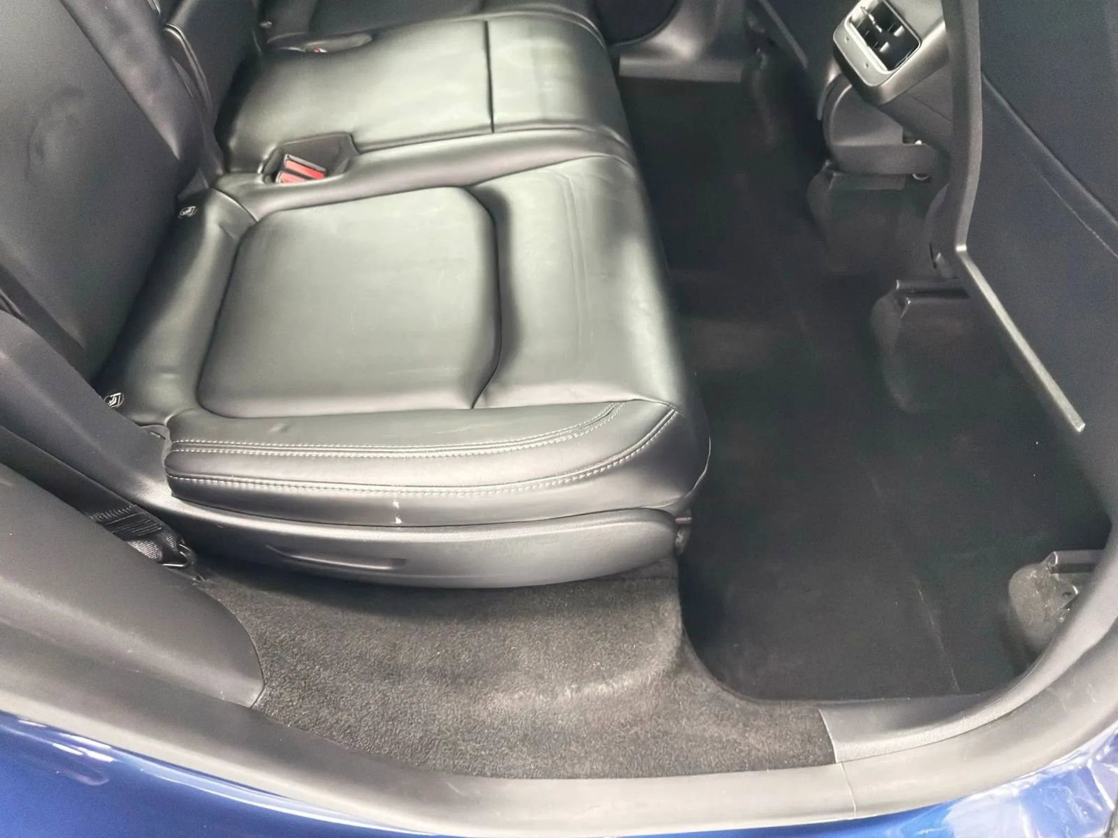 Used 2021 Tesla Model Y Long Range AWD/4WD image 19