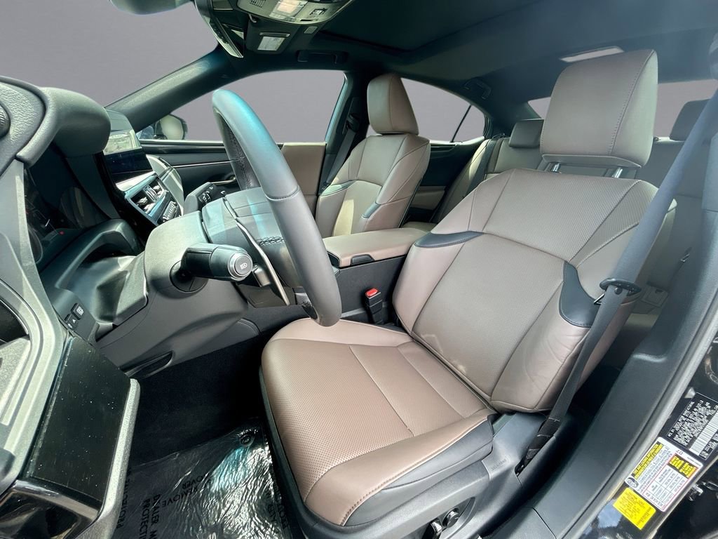 Used 2023 Lexus ES 350 w/ Accessory Package (Z2) FWD image 27