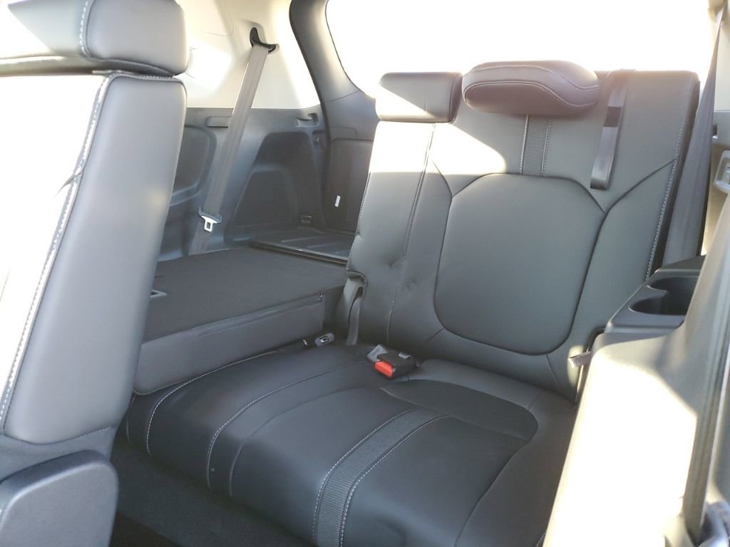 Certified 2023 Honda Pilot Touring image 31