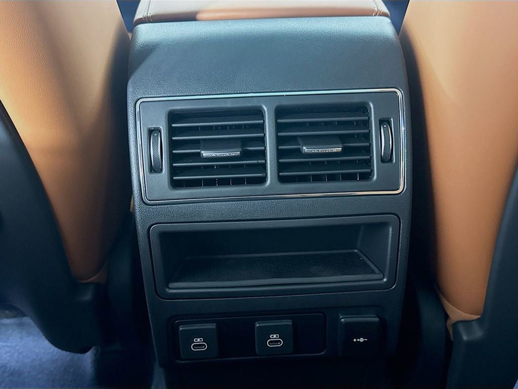 New 2026 Jaguar F-PACE R-Dynamic S image 25