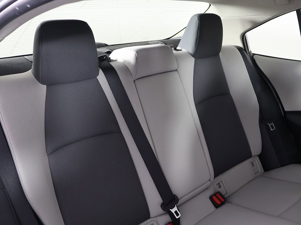 Used 2022 Toyota Corolla LE image 29