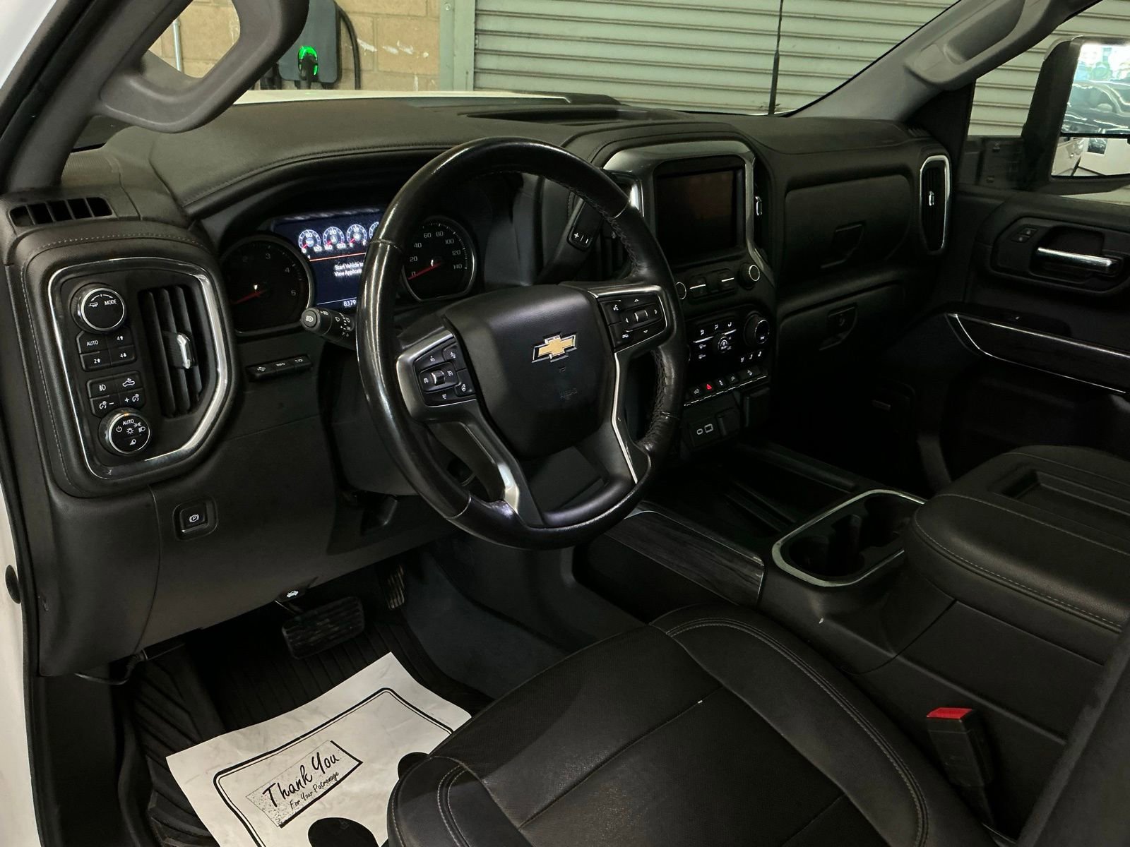 Used 2022 Chevrolet Silverado 2500 LTZ w/ LTZ Premium Package image 9